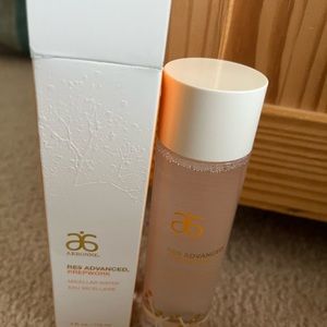 Arbonne Micellar water